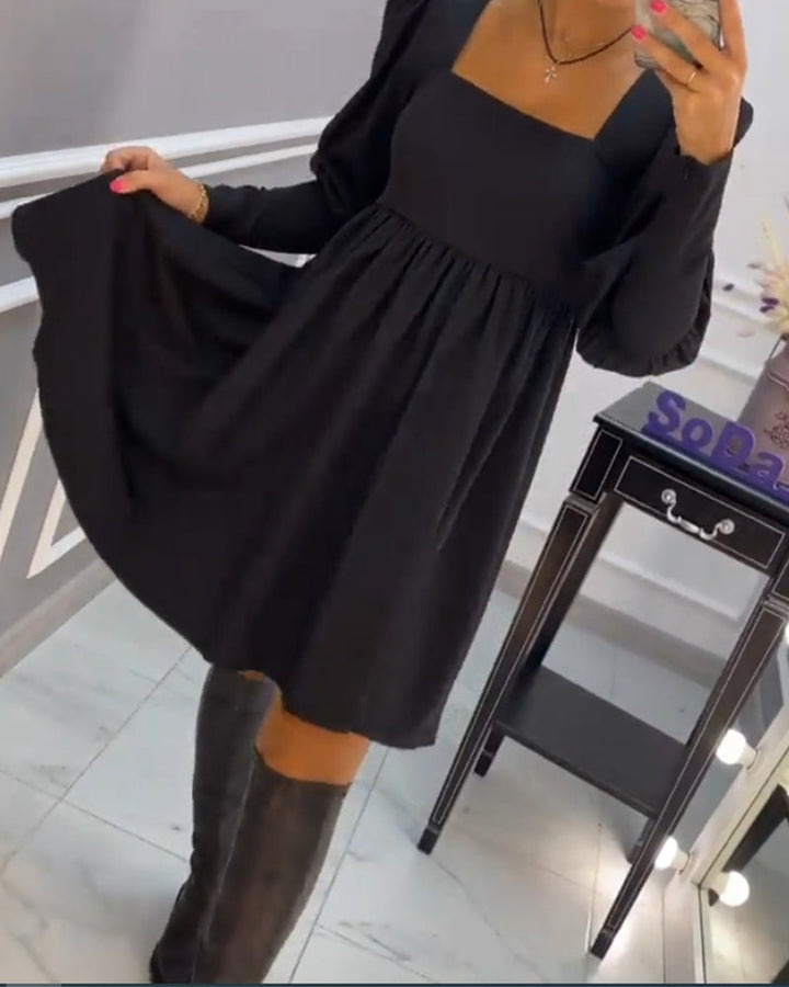 Elegante jurk met vierkante halslijn in A-lijn