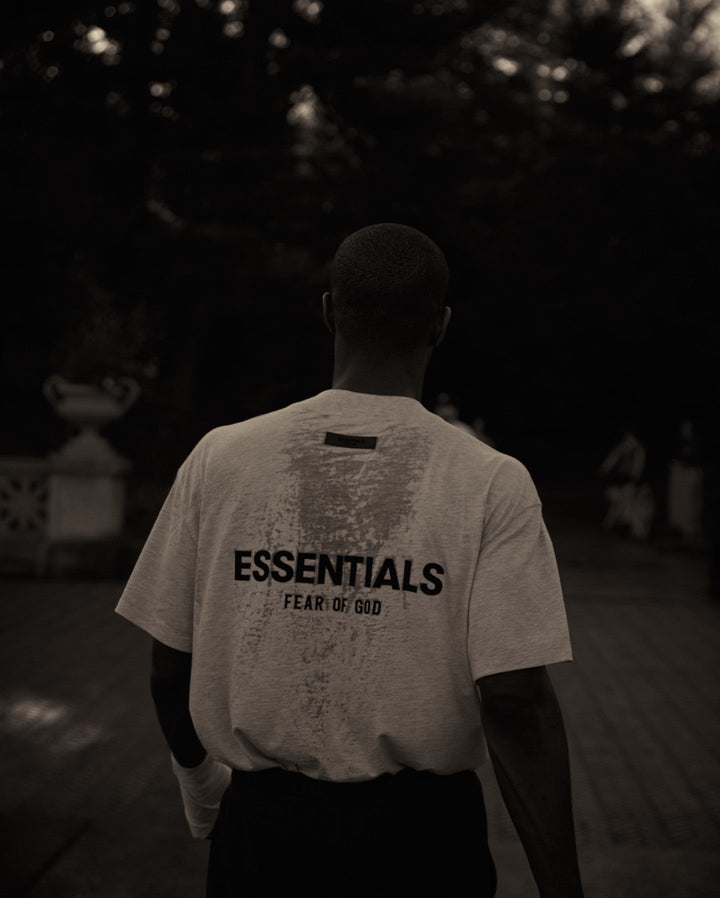 Fear of God Essentials Donker Havermout T-shirt