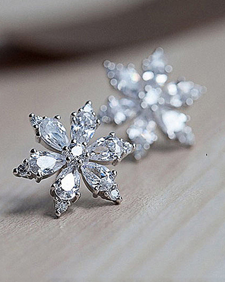 Zirkon-Oorbellen met Sneeuwvlokbloem