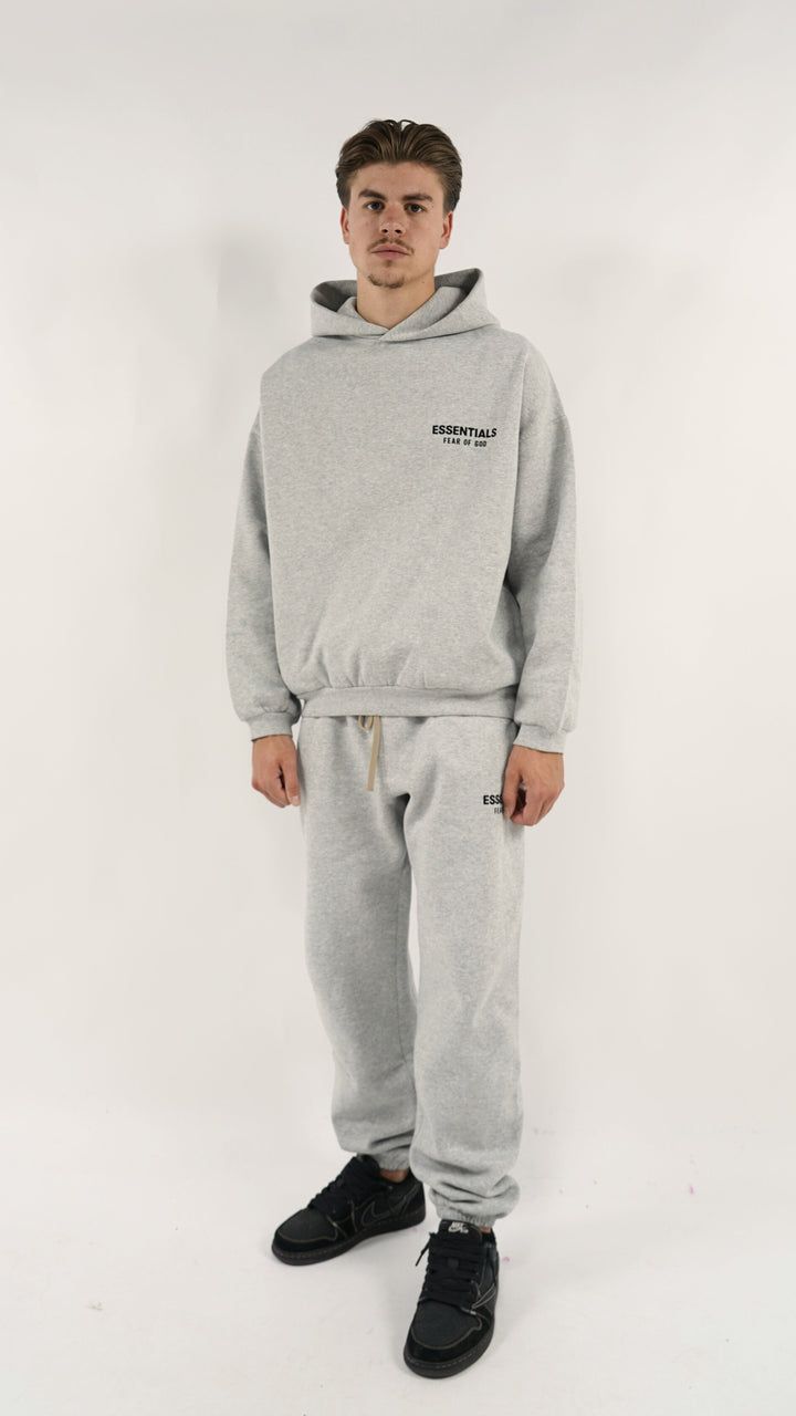 Fear of God Essentials FW24 Light Heather Volledige set