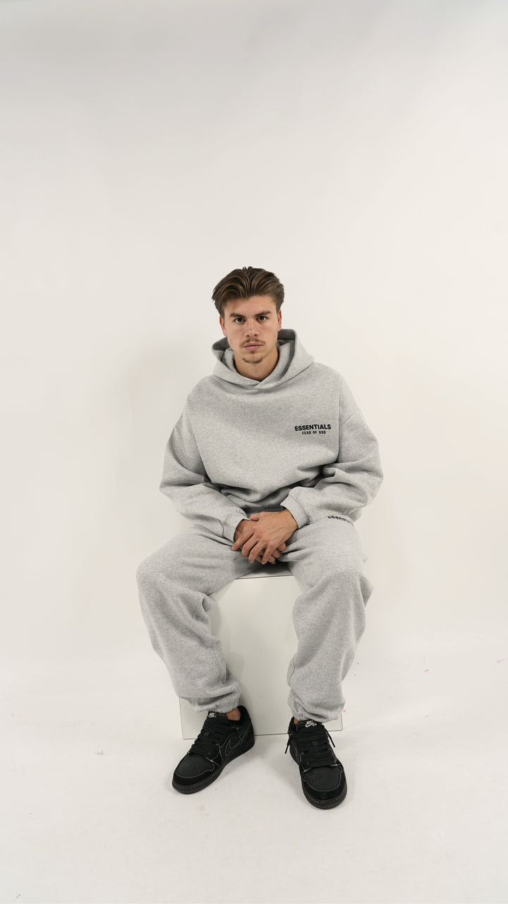 Fear of God Essentials FW24 Light Heather Volledige set