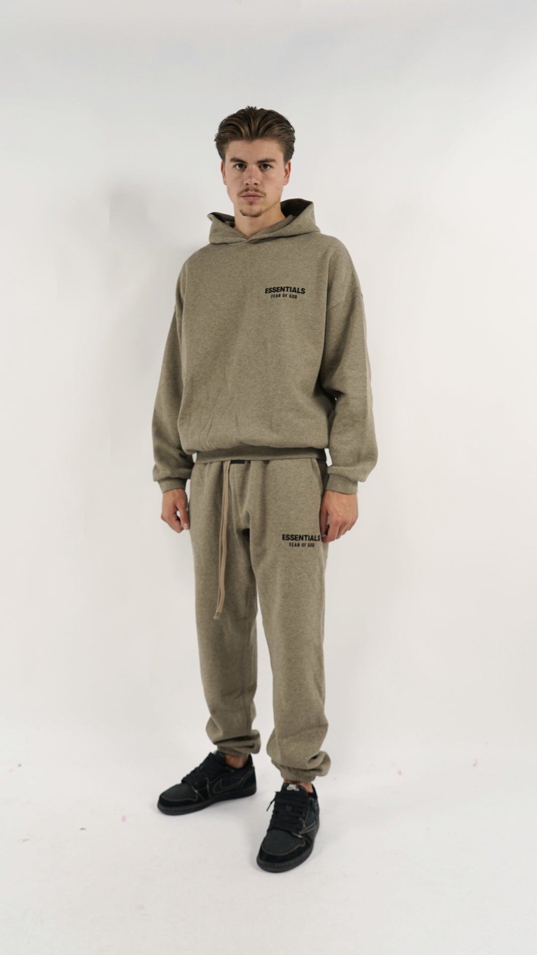 Fear of God Essentials FW24 Heather Grey Volledige set