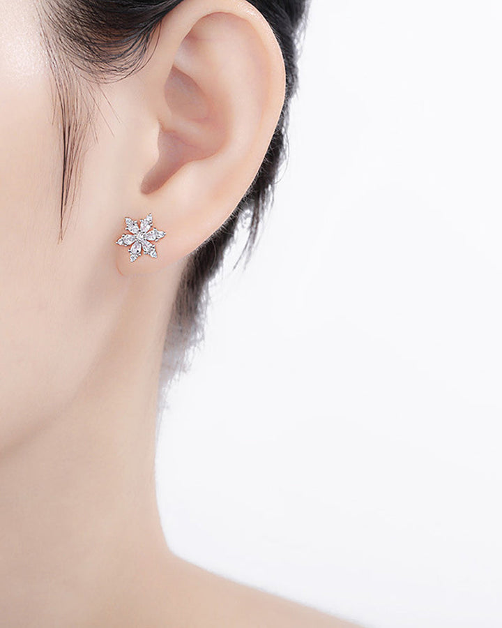 Zirkon-Oorbellen met Sneeuwvlokbloem
